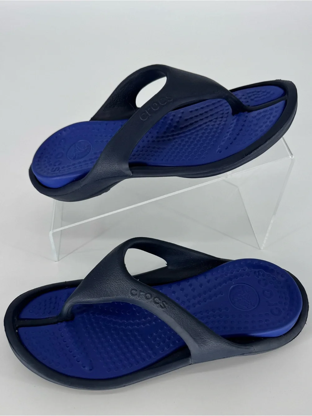 CROCS purple flip it’s